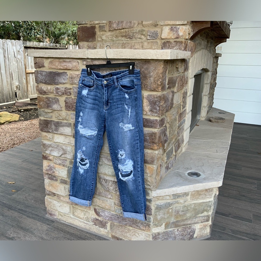 Judy Blue Boyfriend Fit Size 11/30, heavily distressed